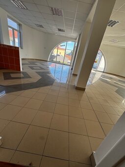 Prenájom obchodných priestorov - 5