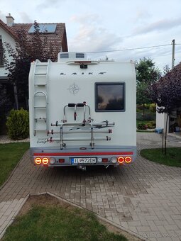 Predám autokaravan obytný polointegral Laika. Ecovip 6.1 - 5