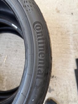 225/40 r19 continental - 5