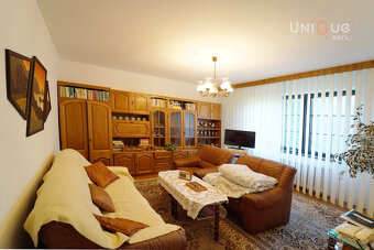 NA PREDAJ RODINNÝ DOM V OBCI LIPOVÉ NA VEĽKOM POZEMKU - 5