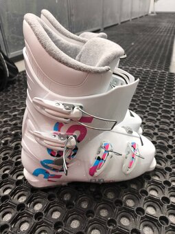 Lyže, lyžiarky,prilba, paličky - 5