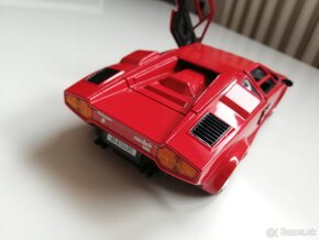 1:18 Lamborghini Countach - 5