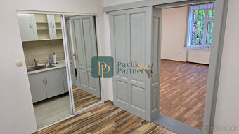 Prenájom rodinný dom, kancelárske priestory, Zobor, parkovan - 5