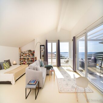 CHORVATSKO: moderní vila s bazénem a výhledem na moře v atra - 5