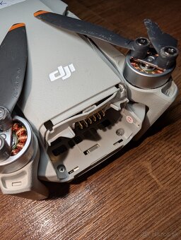 DJI Mini 4K telo 1 - 5