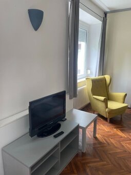 Ponúkame na prenájom pekný, zariadený zrekonštruovaný 1 izbo - 5