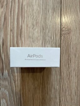 Apple airpods 4 anc - 5