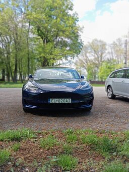 Tesla model 3 LongRange 75D, FSD (8.tis E), 476ps,111.tis km - 5