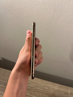 iPhone 11 Pro Max 64 GB gold stav ako novy - 5
