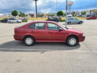 Škoda octavia 1.6 75kw Tour - 5