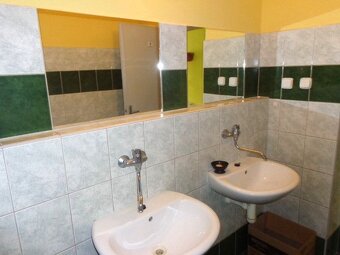 Prenájom - skladový +kancelársky priestor 270 m2 Banská Byst - 5