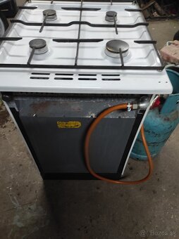 Plynový sporák na propanbutan - 5