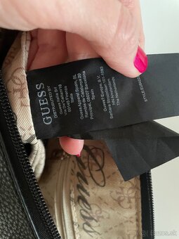 Kabelka Guess cierna - 5