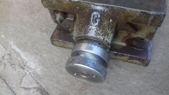 Predám zadný nožový držiak - 5