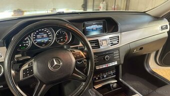 Mercedes benz E200 - 5