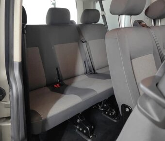 Volkswagen Caravelle 2.0 BiTDI Comfortline 4MOTION DSG - 5