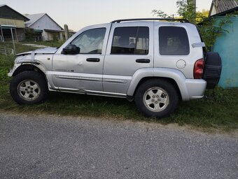 Rozpredam Diely jeep Cherokee kj Liberty 2.8crd - 5