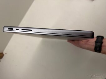 Macbook Pro 14" M1 Pro 16GB RAM, 512 GB SSD - 5