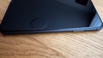 Iphone 11 128Gb ciernej farby - 5