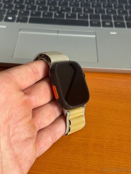 Apple Watch Ultra 2 49mm BLACK - len odskúšané, rok záruka - 5