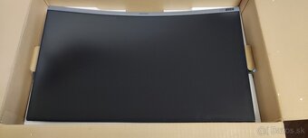 Samsung C27RG54FQR Monitor - 5