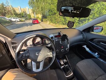 Predam KIA Cee’d Sporty Wagon 1.6 CRDi EX, 161 000 km - 5