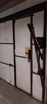 Predám garážovú bránu s personálnym vstupom - 5