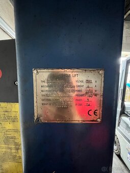 2x Dvojstĺpový zdvihák Typ- TLT240SCA 4000kg - 5