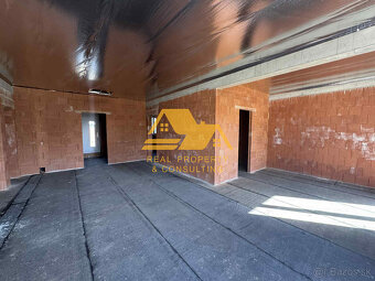 Znížená cena Predám novostavbu rodinného domu v Šuranoch - 5