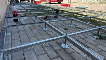 Nastaviteľná podlaha Uniflair Schneider Electric - 5