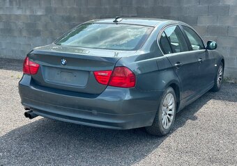 ROZPREDÁME BMW E90 325i/330i Facelift - 5