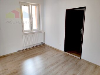 REZERVOVANÉ....3-izbový rodinný dom v blízkom centre, Piešťa - 5