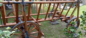 Starý drevený konský voz - rebriňak III - 5
