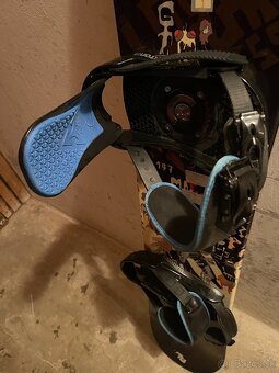 Snowboard Burton 145cm + viazanie Burton + topánky 40,5cm Bu - 5