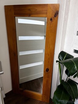 Zrdkadlo s masívnym dreveným rámom - 5