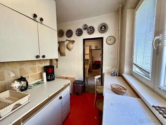 Na prenájom 4-izbový byt + garáž, 72m2 + lodžia,  Výstavby - 5