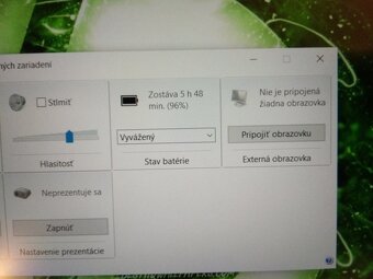 predám 12" HP elitebook 820 g3/ Intel core i5 /8gb ram /ssd - 5