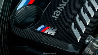 BMW M4 COMPETITION - 5