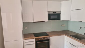 Predám 2-izbový byt v Petržalke na Šustekovej - 5