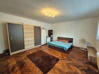 Priestranný bytový dom na predaj v obci Pohronský Ruskov - 5