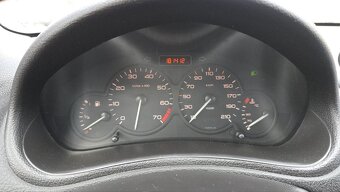Predám Peugeot 206 1,1 benzín - 5