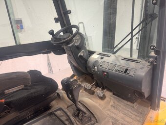 Vysokozdvižný desta vozík 3.5t - 5