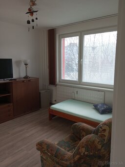 Prenájom 1 izbový byt - 5