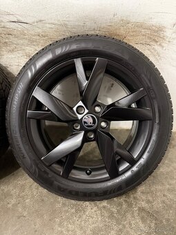 Zimna sada Škoda Octavia 4 - 5x112 R17 205/55/17 Lyra Black - 5