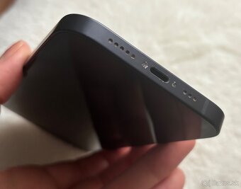 Predám iPhone 12, Black , 128GB - 5
