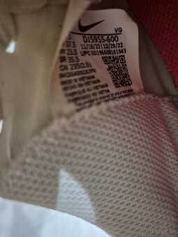Halové futbalove tenisky Nike č.37,5 - 5