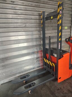 Linde L12i  2010 - 5