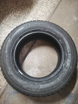 Predám nové 225/60r16 - 5