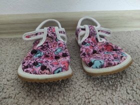 Dievčenské barefoot papučky v.24 - 5