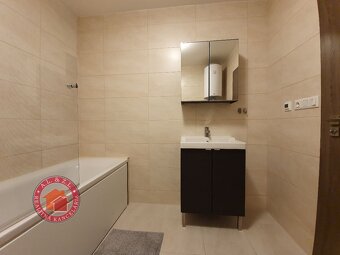 LUXUSNÝ 1 izbový BYT V SENCI – CENTRUM, na pešej zóne, Lichn - 5